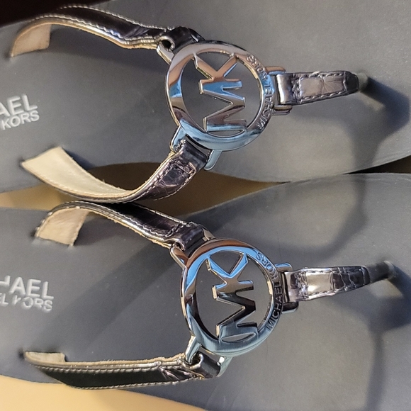 Michael Kors Wedges - Picture 2 of 11